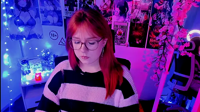 Snapshot of Rudy_02 chatting on November 13, 2025, 11:20 am Rudy 02 online show from November 13, 2025, 11:20 am