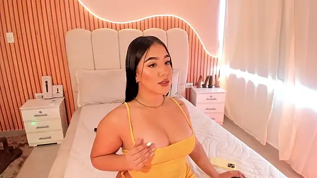 SofiiSweet  online show from October 29, 2025, 2:19 pm