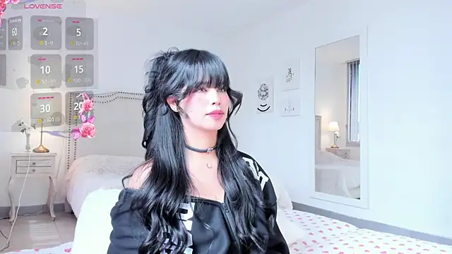 Snapshot of HannaKim chatting on November 14, 2025, 5:22 pm HannaKim online show from November 14, 2025, 5:22 pm