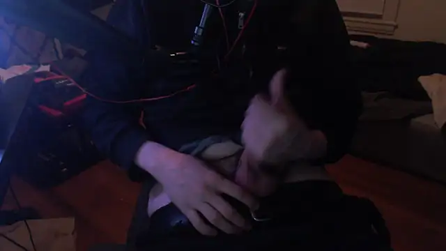 Snapshot of chicostick413 chatting on March 13, 2025, 2:16 am chicostick413 online show from March 13, 2025, 2:16 am