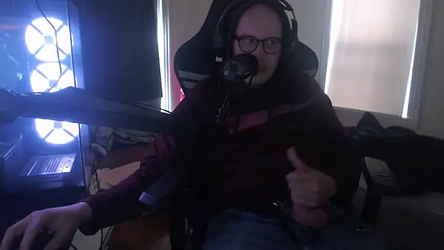 Snapshot of chicostick413 chatting on October 23, 2025, 2:16 pm chicostick413 online show from October 23, 2025, 2:16 pm