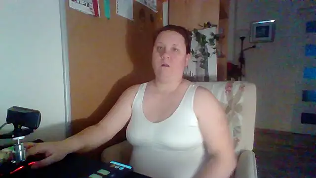 ReifeVenna online show from December 16, 2024, 3:32 pm