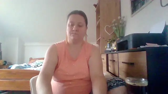 ReifeVenna online show from September 23, 2025, 8:39 am