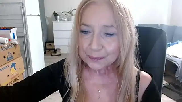 sofia xkiss online show from January 16, 2025, 11:15 am