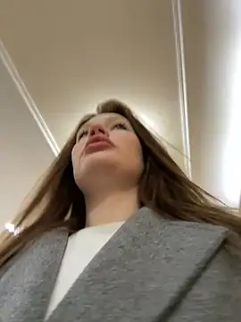 justmila online show from December 20, 2024, 10:27 am