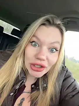 justmila online show from November 18, 2025, 12:20 pm