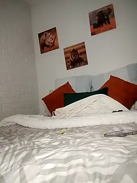 Snapshot of Shria107 chatting on January 31, 2026, 8:18 pm Shria107 online show from January 31, 2026, 8:18 pm