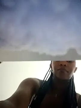 Snapshot of Shria107 chatting on April 15, 2026, 8:31 pm Shria107 online show from April 15, 2026, 8:31 pm