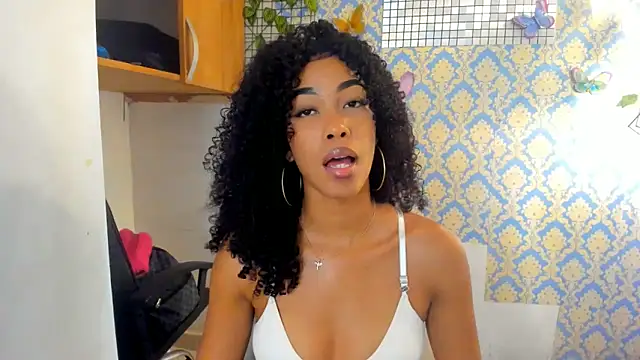 Snapshot of sasha_fox00 chatting on February 27, 2025, 4:31 am sasha fox00 online show from February 27, 2025, 4:31 am