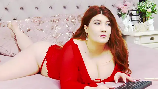 PenelopeLynnx online show from June 7, 2026, 11:25 am