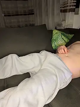 w12er online show from April 22, 2026, 7:15 pm