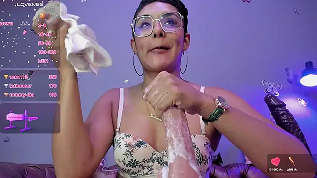 Kaira mosse online show from January 29, 2025, 5:35 pm