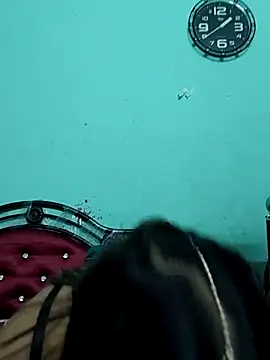 Somee77 online show from November 24, 2025, 8:08 pm