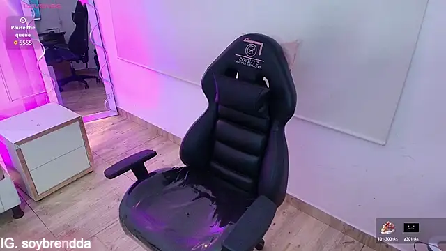 Brendda tay online show from September 24, 2025, 3:10 am