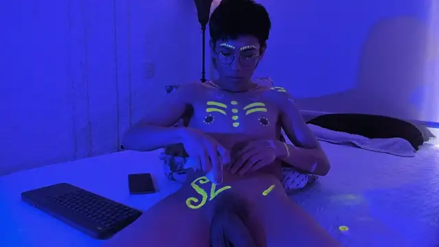 alexandersawyer online show from February 1, 2025, 6:40 pm