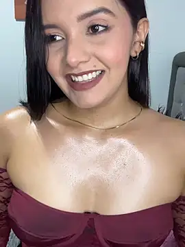 Snapshot of Melanyprada chatting on May 2, 2026, 5:01 am Melanyprada online show from May 2, 2026, 5:01 am
