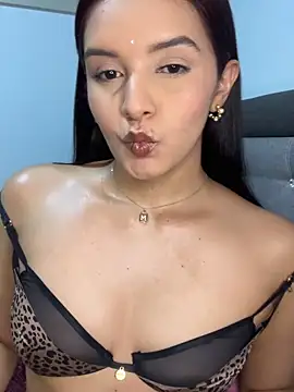 Snapshot of Melanyprada chatting on May 10, 2026, 9:36 am Melanyprada online show from May 10, 2026, 9:36 am