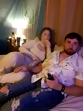 CoelhinhaGostosa online show from December 8, 2024, 5:39 am