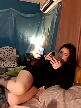 CoelhinhaGostosa online show from December 10, 2024, 1:11 am