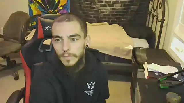 Snapshot of XMeF10 chatting on January 28, 2025, 8:47 pm XMeF10 online show from January 28, 2025, 8:47 pm