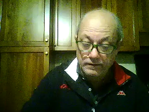 Snapshot of gianbragallini chatting on December 7, 2024, 10:06 pm gianbragallini online show from December 7, 2024, 10:06 pm