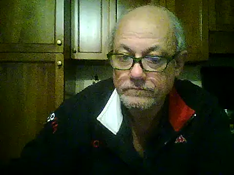 Snapshot of gianbragallini chatting on December 19, 2024, 11:57 pm gianbragallini online show from December 19, 2024, 11:57 pm
