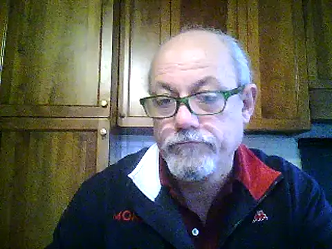 Snapshot of gianbragallini chatting on March 9, 2025, 3:05 pm gianbragallini online show from March 9, 2025, 3:05 pm