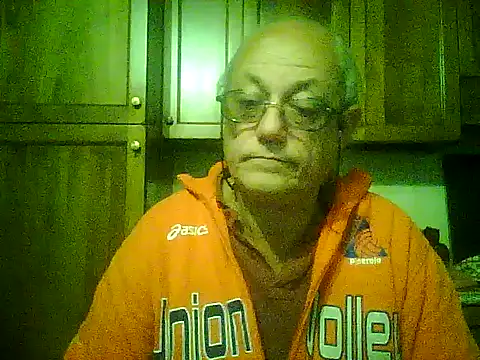 Snapshot of gianbragallini chatting on October 1, 2025, 9:21 pm gianbragallini online show from October 1, 2025, 9:21 pm