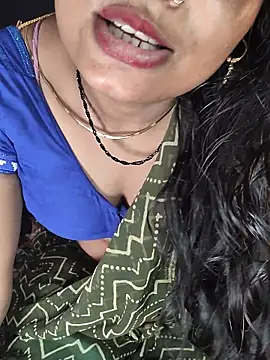 Shivani Mumbai85 online show from July 28, 2026, 6:53 pm