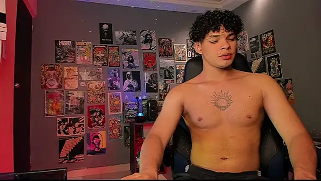 Snapshot of soy_ian_ chatting on December 10, 2024, 1:22 am soy ian online show from December 10, 2024, 1:22 am