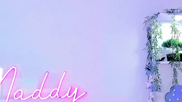 Snapshot of MaddyParisi chatting on March 15, 2025, 11:06 pm MaddyParisi online show from March 15, 2025, 11:06 pm