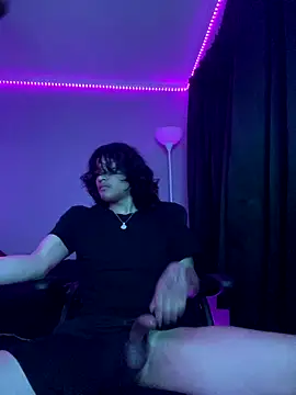 plutomf online show from October 21, 2025, 6:14 am