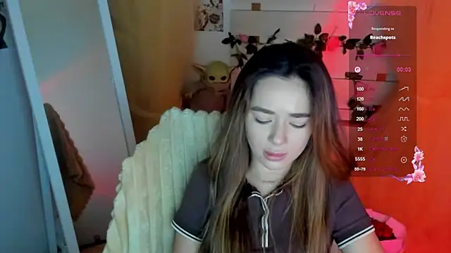 Snapshot of Bella_XO chatting on June 19, 2026, 7:34 am Bella XO online show from June 19, 2026, 7:34 am