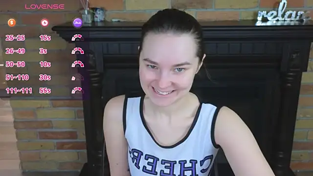 Ellie Sunset online show from April 11, 2026, 7:56 am