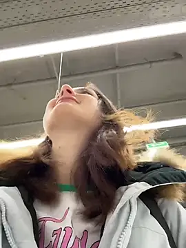 Dina Tease online show from February 13, 2026, 11:39 am