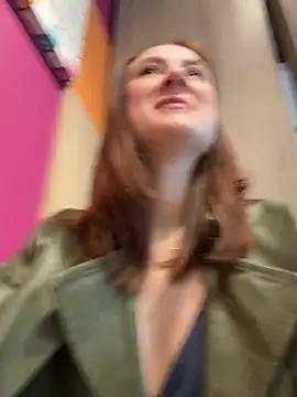 Dina Tease online show from April 18, 2026, 11:25 am