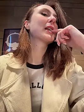 Snapshot of Dina_Tease chatting on May 2, 2026, 11:15 am Dina Tease online show from May 2, 2026, 11:15 am
