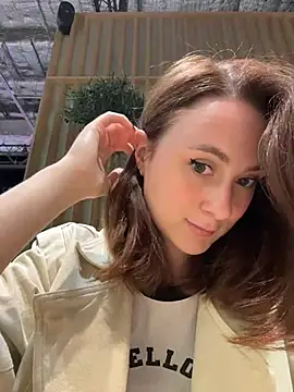 Dina Tease online show from July 14, 2026, 8:08 am