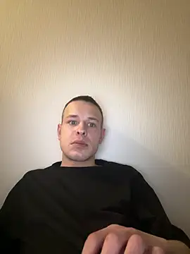 pretty roman online show from April 20, 2026, 5:37 pm