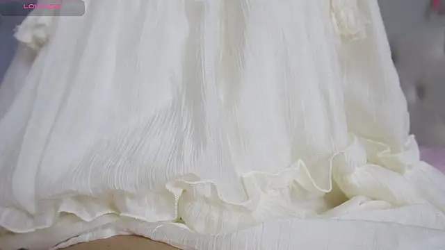 Snapshot of yumisunn chatting on February 1, 2026, 11:47 pm yumisunn online show from February 1, 2026, 11:47 pm