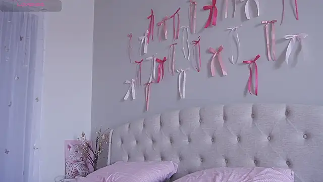 Snapshot of yumisunn chatting on February 23, 2026, 3:26 am yumisunn online show from February 23, 2026, 3:26 am