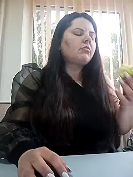 Snapshot of ValhallaXXL chatting on January 24, 2025, 8:02 am ValhallaXXL online show from January 24, 2025, 8:02 am