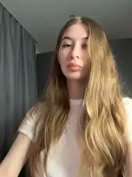 Snapshot of your_girl_next_door chatting on February 4, 2025, 1:48 pm your girl next door online show from February 4, 2025, 1:48 pm