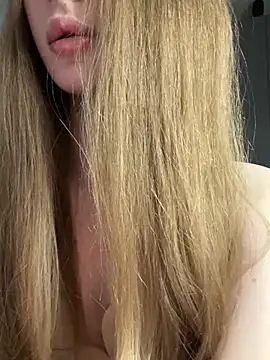 Snapshot of your_girl_next_door chatting on February 8, 2025, 1:22 pm your girl next door online show from February 8, 2025, 1:22 pm