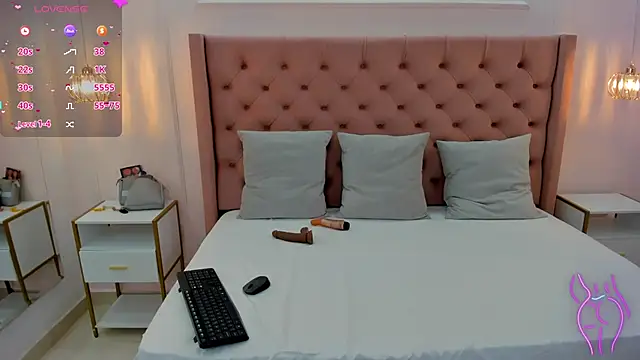 Snapshot of chloe_zulay chatting on January 15, 2025, 4:25 am chloe zulay online show from January 15, 2025, 4:25 am