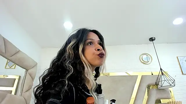 rave connor online show from October 6, 2025, 6:49 pm