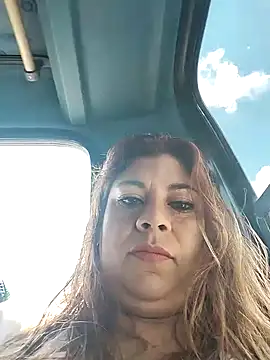 Laura-Hernandez online show from January 7, 2025, 4:05 pm