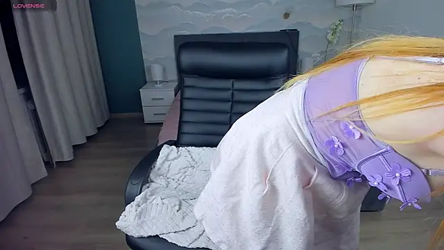 Snapshot of Melissa_Nets chatting on October 30, 2025, 4:25 am Melissa Nets online show from October 30, 2025, 4:25 am