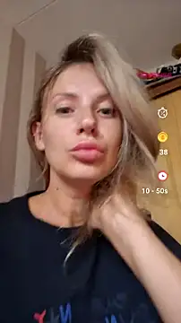 YourJuliena online show from July 21, 2026, 3:14 pm