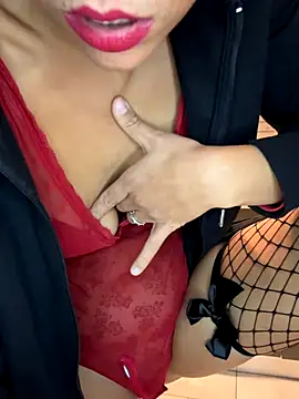 Porcella96 online show from October 9, 2025, 8:07 pm